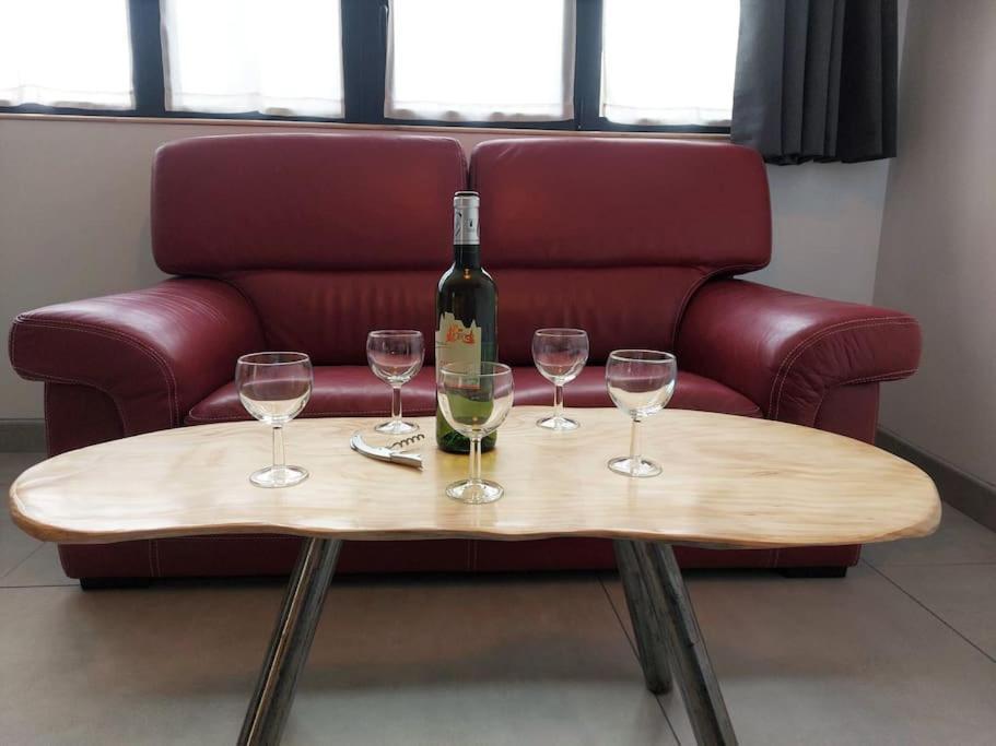 Le Cormoran Emplacement Ideal, Moderne Tres Equipe Thury-Harcourt-le-Hom Eksteriør bilde