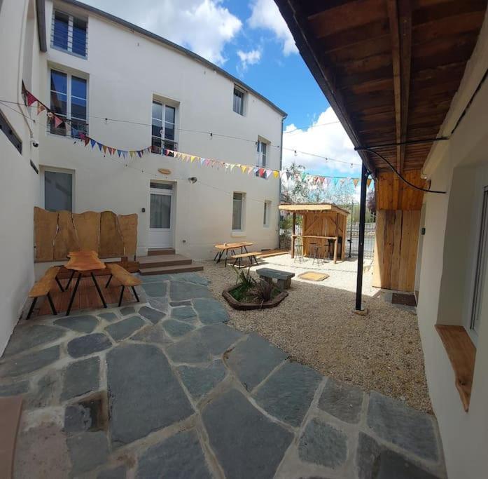 Le Cormoran Emplacement Ideal, Moderne Tres Equipe Thury-Harcourt-le-Hom Eksteriør bilde
